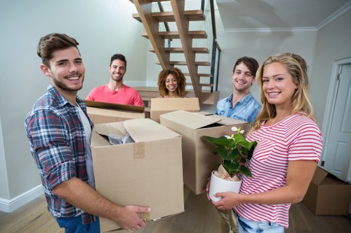 Local moving van covering Hampstead and nearby areas