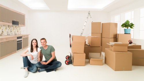 Commercial removal van support in Hampstead